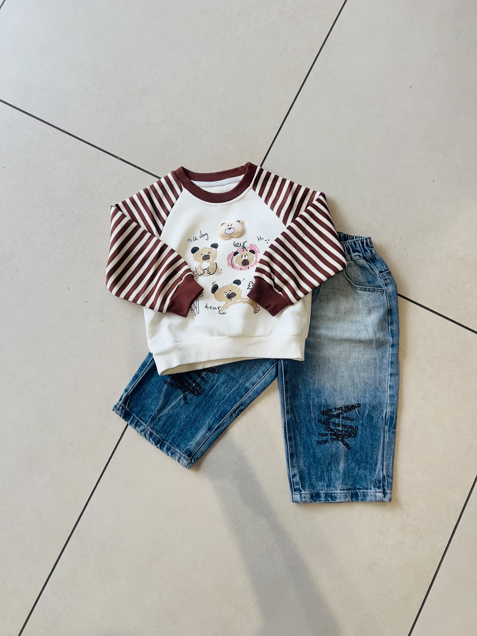 Everyday Crewneck Graphic Cotton T-Shirt for Kids | Ages 1–5, collar detail, aataa kidd