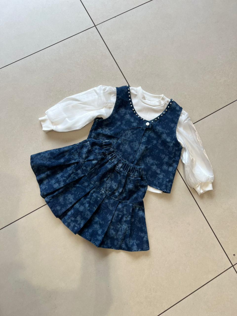 Coordinated Top and Bottom Casual Set for Girls | Ages 5–6, lifestyle view, aataa kidd