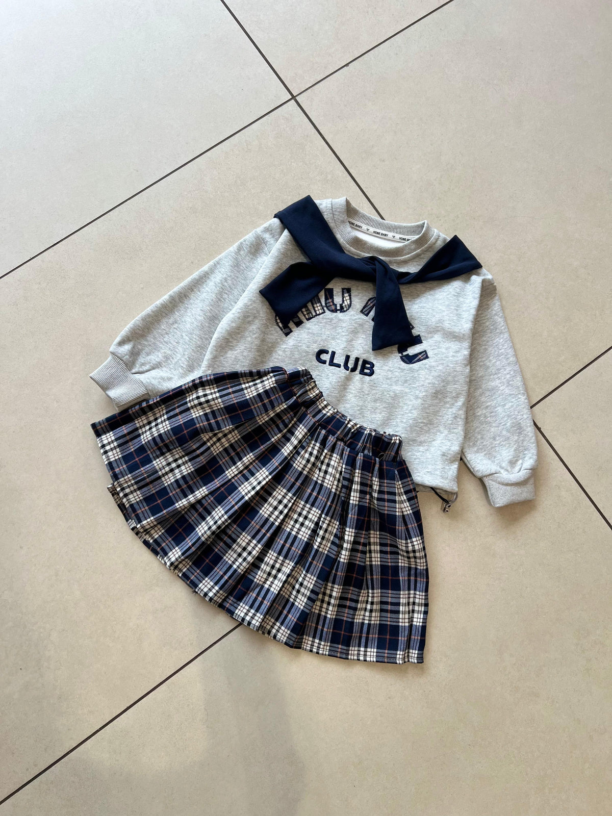 Coordinated Top and Bottom Casual Set for Girls | Ages 3–5, hem detail, aataa kidd